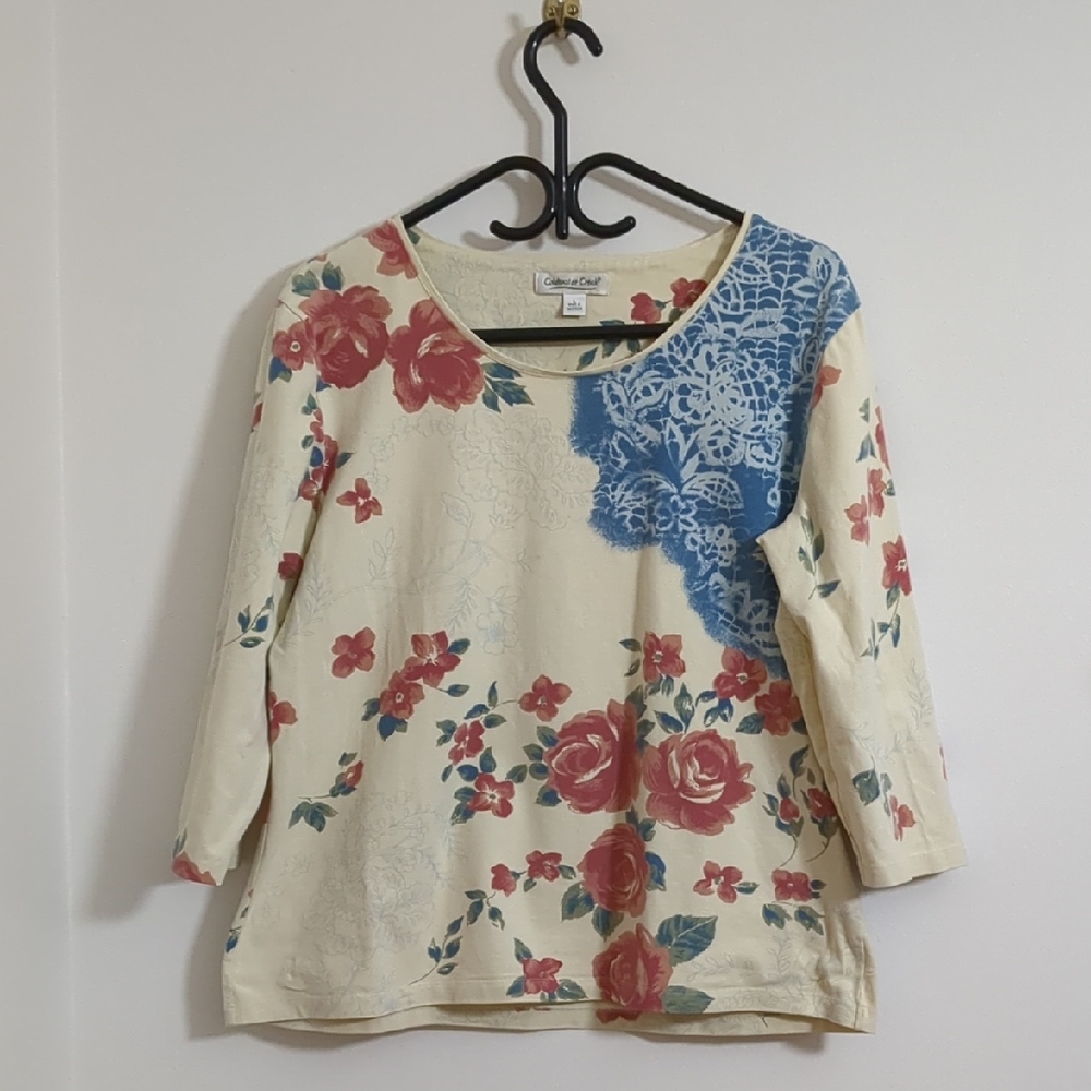3 / 30$ Coldwater Creek Floral Graphic Tee - Size L